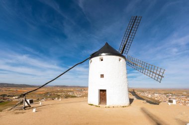 Don Kişot yel değirmenleri Consuegra, Toledo, İspanya.