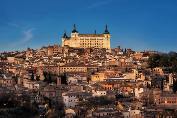 Toledo Espanha Cidade Velha Paisagem Urbana Alcazar Entardecer — Fotografia de Stock
