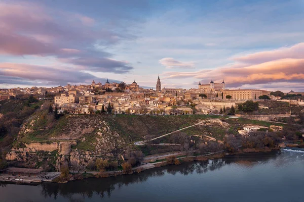 Toledo Španělsko Staré Město Panorama Při Západu Slunce — Stock fotografie