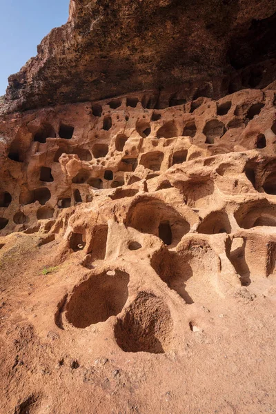 Cenobio de valeron, archäologische Stätte, Höhlen der Ureinwohner auf den Kanarischen Inseln. — Stockfoto