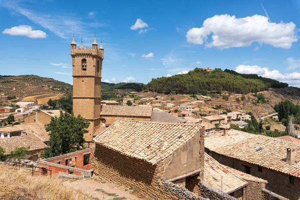 Cityscape of historic medieval village of Uncastillo in Aragon region, Spain. — Stock Photo, Image