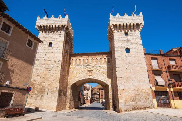 Puerta baja porte basse dans la ville médiévale de Daroca, Saragosse, Aragon, Espagne . — Photo