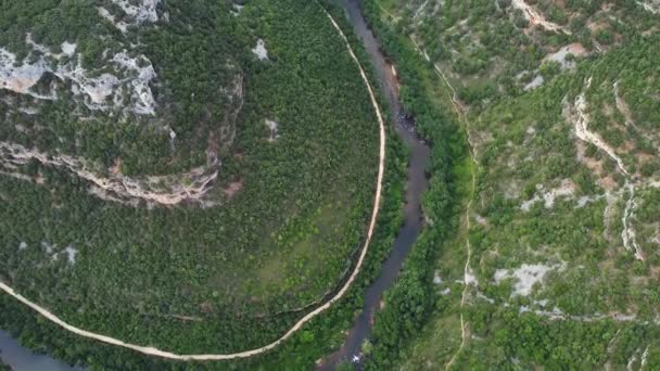 Vista aérea do desfiladeiro do rio Ebro em Burgos, Espanha . — Vídeo de Stock