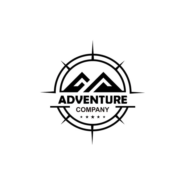Adventure Logo Design Mit Berg Und Kompassvektor — Stockvektor