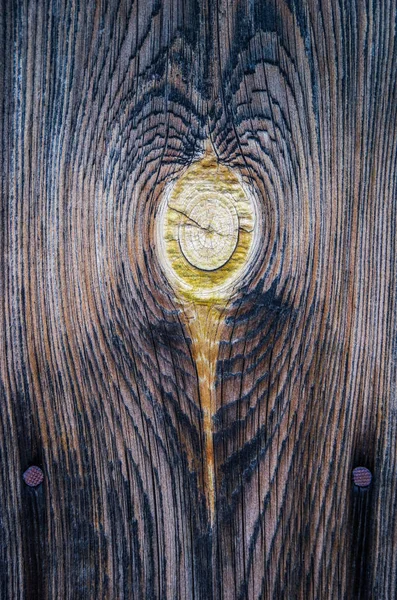 Ağaç lifleri bir kalp şeklinde güzel bir desen ile eski Yönetim Kurulu