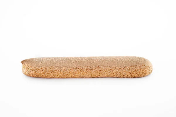 Tek savoiardi bisküvisi beyaz arkaplanda izole - yatay görünüm