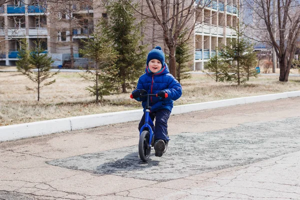 Four Year Boy Warm Jacket Goes Balance Bike Spring — Stock Photo, Image