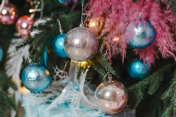 Decoración Navidad Brillante Árbol Navidad Bolas Cerrar — Foto de Stock