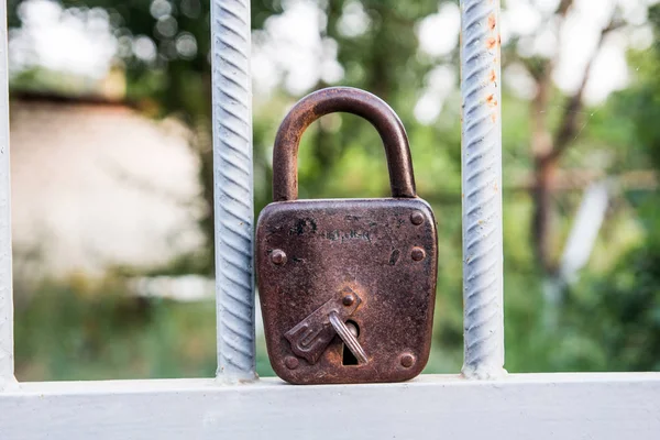 Hangsloten Zijn Draagbare Sloten Met Een Shackle Die Kan Worden — Stockfoto