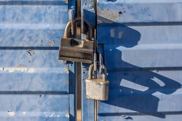 Hangsloten Zijn Draagbare Sloten Met Een Shackle Die Kan Worden — Stockfoto