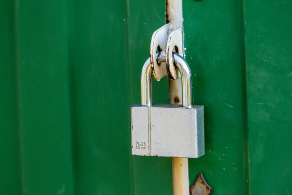 Hangsloten Zijn Draagbare Sloten Met Een Shackle Die Kan Worden — Stockfoto