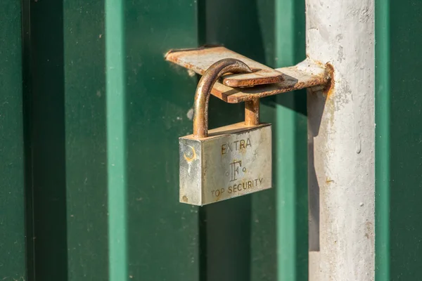 Hangsloten Zijn Draagbare Sloten Met Een Shackle Die Kan Worden — Stockfoto