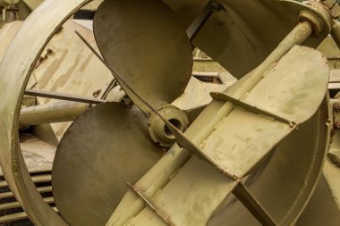 Agresif bir askeri mühendislik kamyon unsuru.