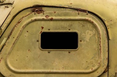 Agresif bir askeri mühendislik kamyon unsuru.