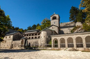 Balkanlar'da Ortaçağ manastır.