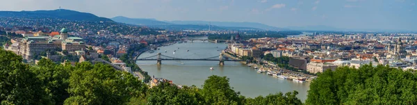 Panorama Kota Budapest Dengan Latar Belakang Awan Hungaria — Stok Foto