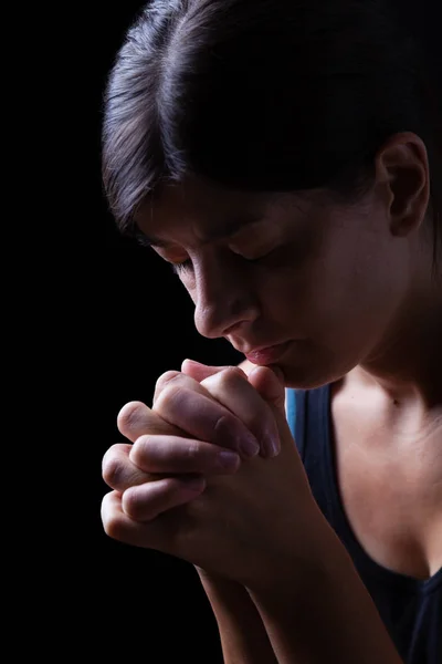 Mujer Fiel Orando Las Manos Dobladas Adoración Dios Con Cabeza — Foto de Stock