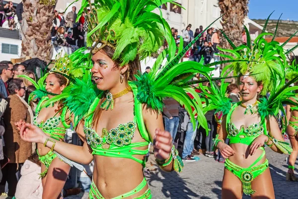 Sesimbra Portugal Februari 2015 Braziliaanse Samba Dansers Genaamd Passistas Rio — Stockfoto