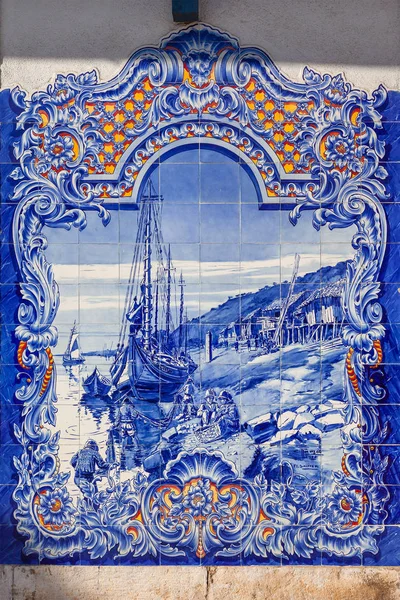 Typiska Portugisiska Azulejos Blå Kakel Skildrar Typiska Regionala Scener Fasaden — Stockfoto