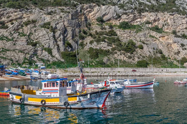 Sesimbra Portugália Február 2015 Hagyományos Halászhajók Halászati Kikötő Sesimbra — Stock Fotó