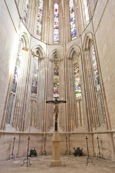 Monasterio Batalha Crucifijo Vidrieras Ábside Iglesia Obra Maestra Gótica Manuelina —  Fotos de Stock