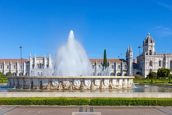 Лиссабон Португалия Августа 2014 Года Монастырь Иеронимос Замечен Саду Империи — стоковое фото