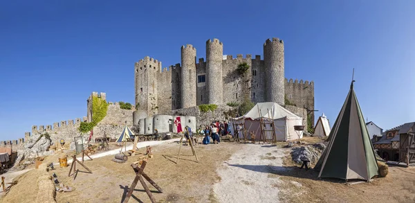 オビドス ポルトガル 2015 オビドス城中世のフェア再現中 オビドスは 壁内や観光客の間で非常に人気のある中世の町 — ストック写真