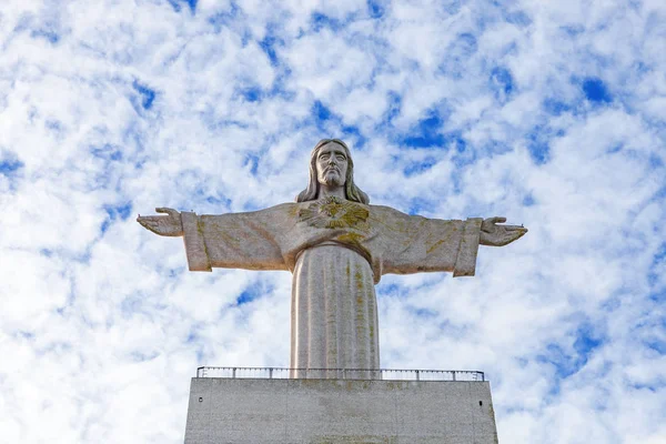 Närbild Statyn Kristus Placeras Ovanpå Cristo Rei Eller King Kristus — Stockfoto