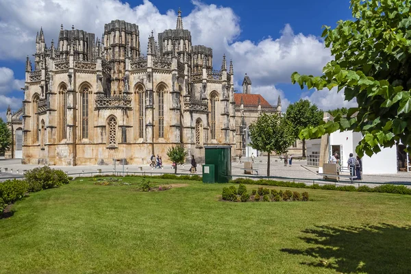 Batalha Portugalsko Červenec 2015 Klášter Batalha Pohled Městě Capelas Imperfeitas — Stock fotografie