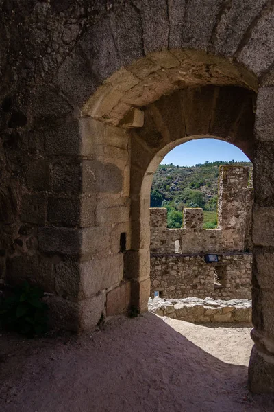 Bailey Hänrycka Den Templar Slottet Almourol Mest Kända Slotten Portugal — Stockfoto