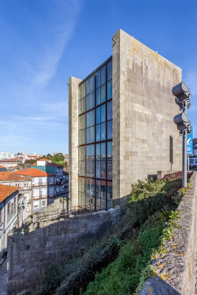 ポルト ポルトガル 2014 ポルト Antiga カマラの街の古い市庁舎建物です 大聖堂の近くの観光案内所として再建されました ユネスコの世界遺産 — ストック写真