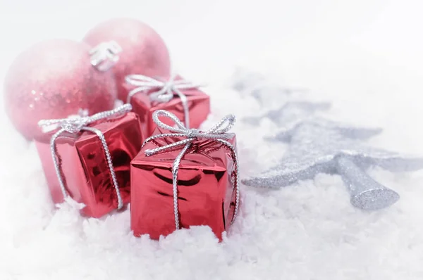 Weihnachtsdekoration Auf Abstraktem Weißem Hintergrund — Stockfoto