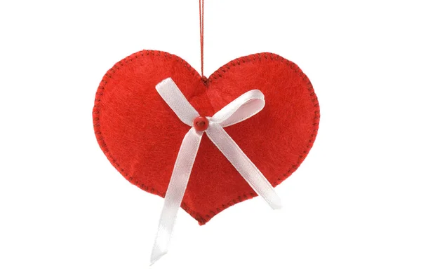 Kleines Selbstgemachtes Stofftier Herzform Zum Valentinstag Auf Weißem Isoliertem Hintergrund — Stockfoto