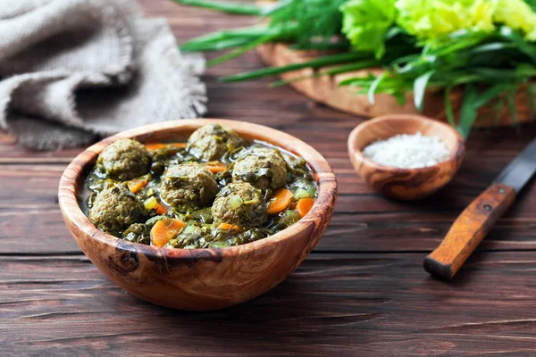 Soup Meatballs Vegetables Herbs Wooden Bowl Selective Focus — Stock Photo, Image