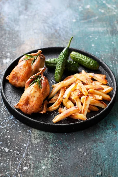 Grilled Quails Fried Parsnips Potatoes Pickled Cucumbers Selective Focus — Stock Photo, Image