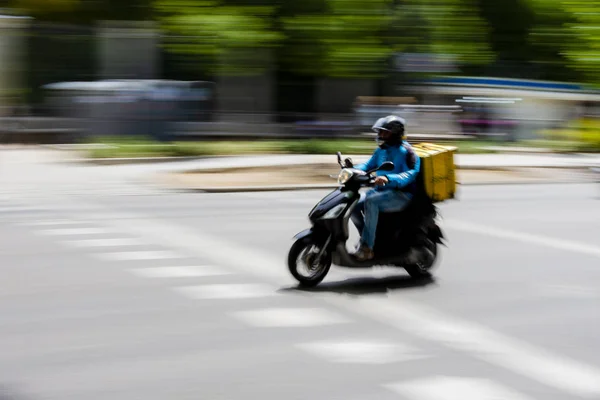 onun motosiklet sürüş eve teslim şirketi taşıyıcı