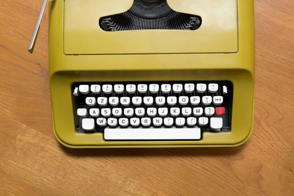 Top View Alphanumeric Keyboard Old Retro Typewriter Wooden Desk Communication — Stock Photo, Image