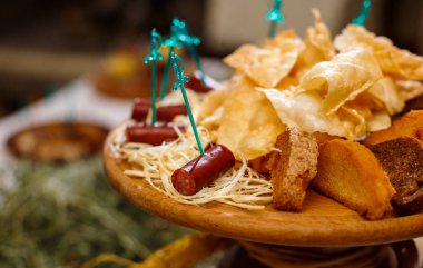 Lezzetli aperatifler bira için. Aperatif bir dostu firma için