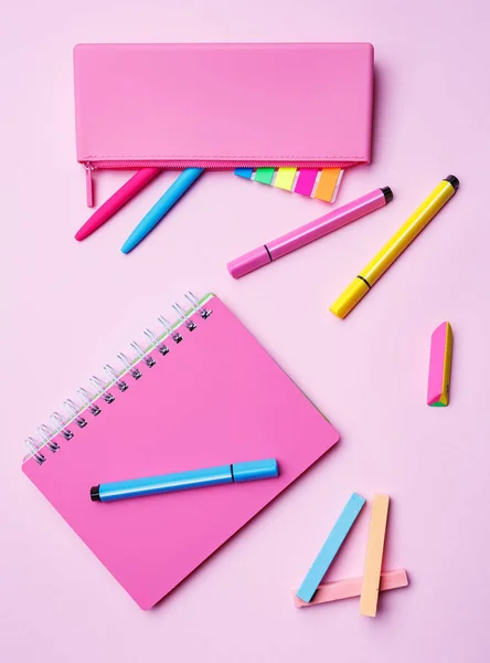 Desktop for girls. Flat lay, top view. place for text — Stock Photo, Image