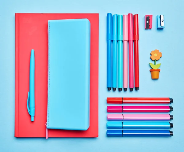 Composition lined with school supplies — Stock Photo, Image