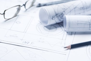 Mühendislik ve teknoloji. Teknik çizim. pusulalar ve plan