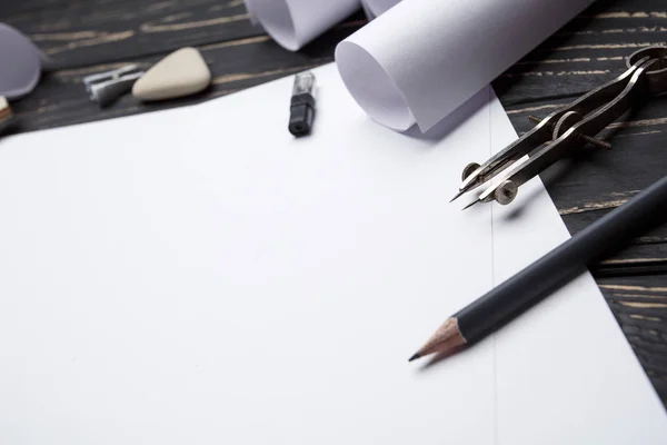 Sit at the table and create your drawing — Stock Photo, Image