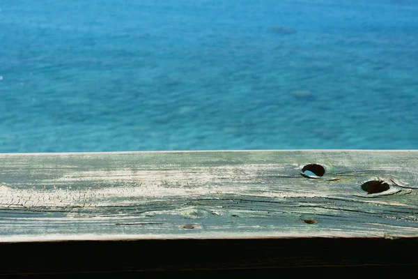 Verde Bordo Legno Grunge Con Chiodi Arrugginiti Nodi Vernice Incrinata — Foto Stock