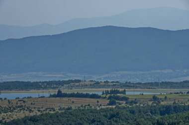 Barajın ortamı, suni göl, rezervuar veya baraj,, Ihtiman, Bulgaristan