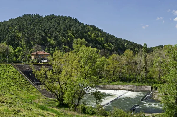 Vista Primavera Spillway Represa Vila Recurso Pancharevo Sofia Bulgária — Fotografia de Stock