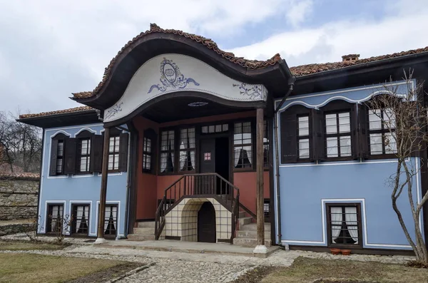 Koprivshtitsa Cidade Bulgária Março 2019 Autêntico Bairro Residencial Único Com — Fotografia de Stock