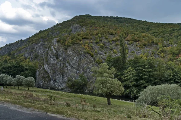 Část Nádherného Údolí Řeky Topolnitsa Přes Horu Sredna Gora Bulharsko — Stock fotografie