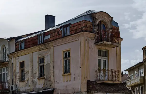 Blagoevgrad Bułgaria Marca 2018 Fragment Starego Budynku Ciekawą Fasadą Typowego — Zdjęcie stockowe