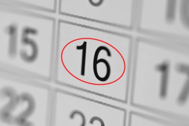 Beyaz kağıt 16 üzerinde planlayıcısı takvim son tarihi gün