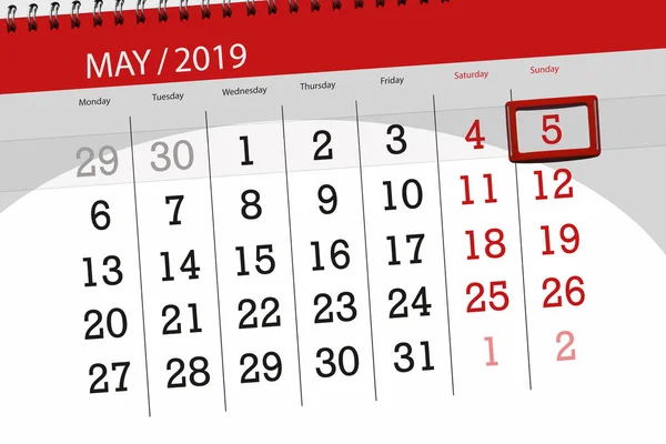 Calendário planejador para o mês de maio de 2019, data limite, 5 de domingo — Fotografia de Stock